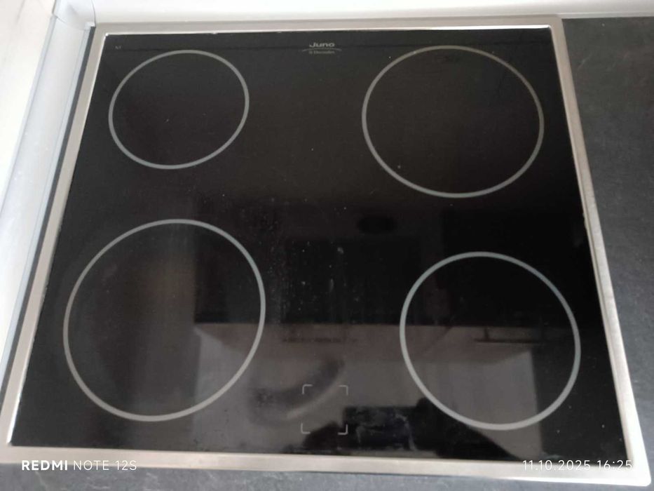 Продавам фурна за вграждане Electrolux