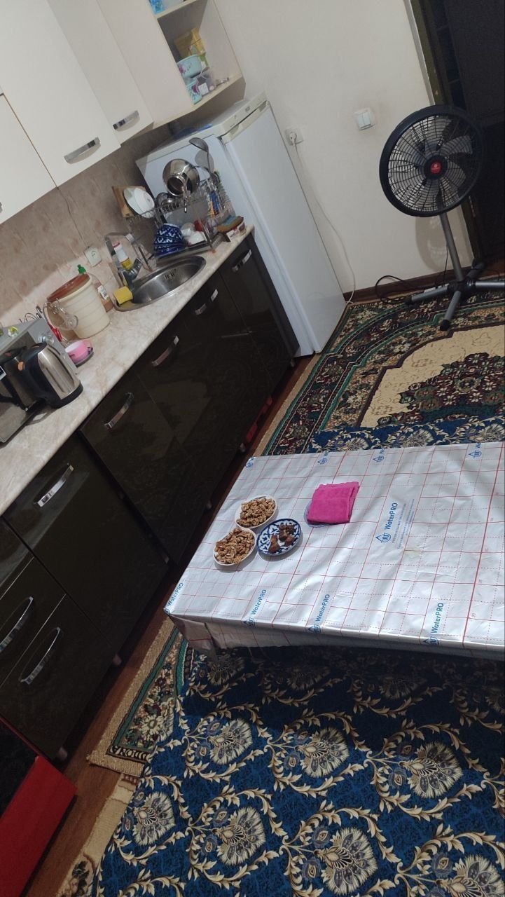 Карши Шахардан 2 хонали дом
