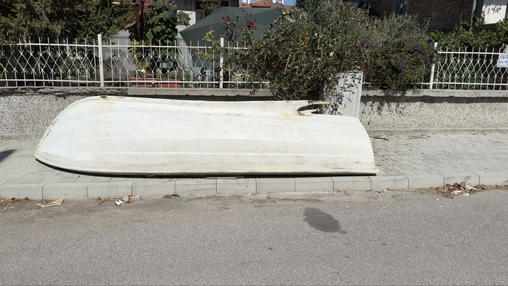 Лодка от стъклопласт 4.65 м