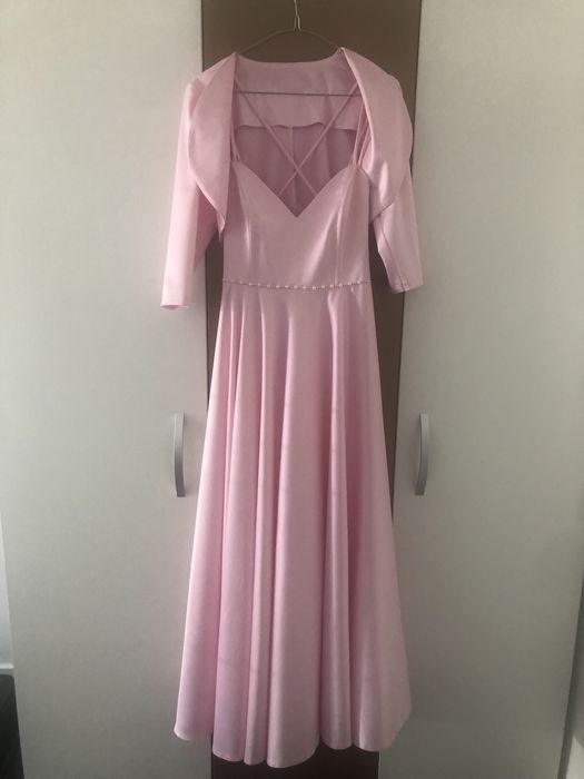 Vand rochie de ocazie