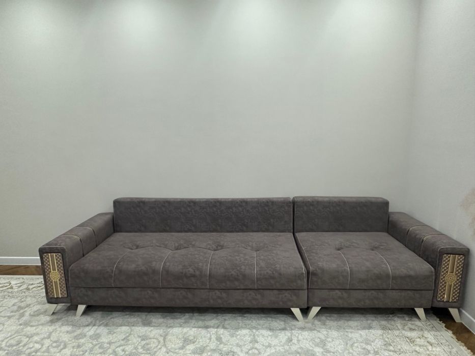 Продам диван в отличном состоянии.