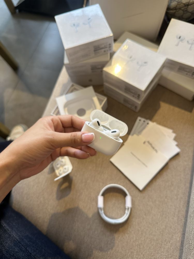 Air pods TYPE-C (2Шт комбо АКЦИЯ)