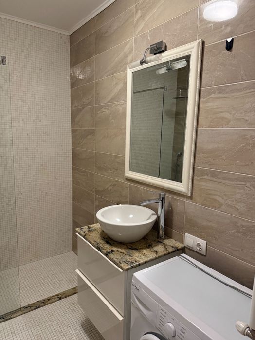 Închiriez apartament ARED Supeco