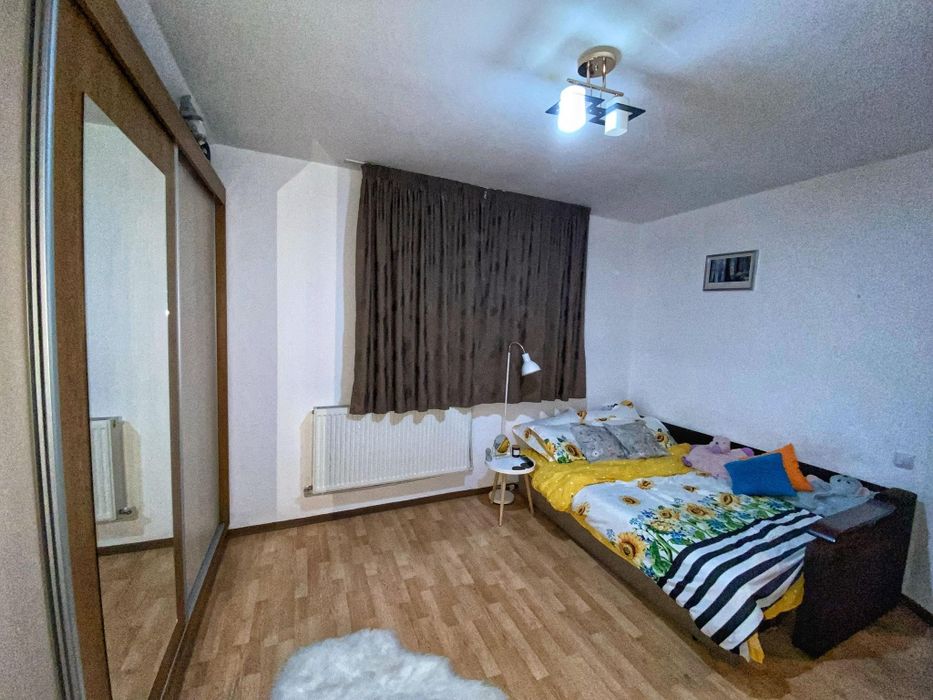 Inchiriez Garsoniera comfort 1 Aleea Pietris