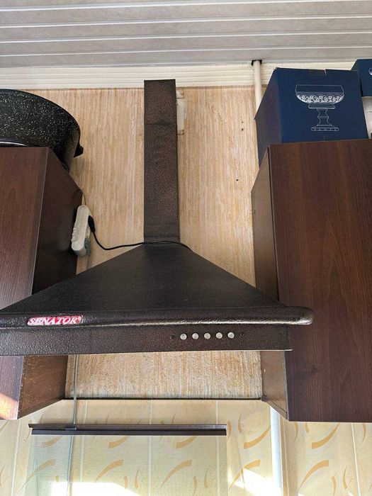 вытяжка  для кухни б/у  Ташкент