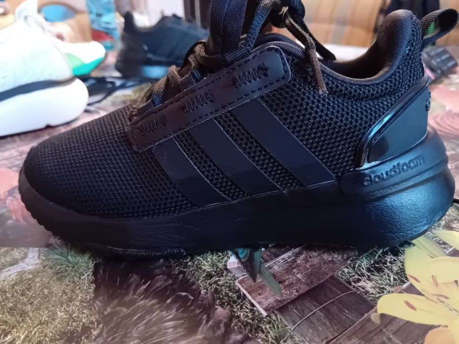 Adidași Adidas Racer TRK copii
RACER TR21 K