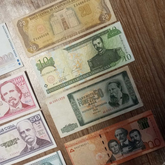 банкноти  различни  Но  Отлични
