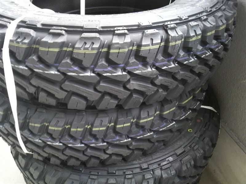 Vand anvelope noi off road,mud terrain  215/75 R15 Nankang M+S