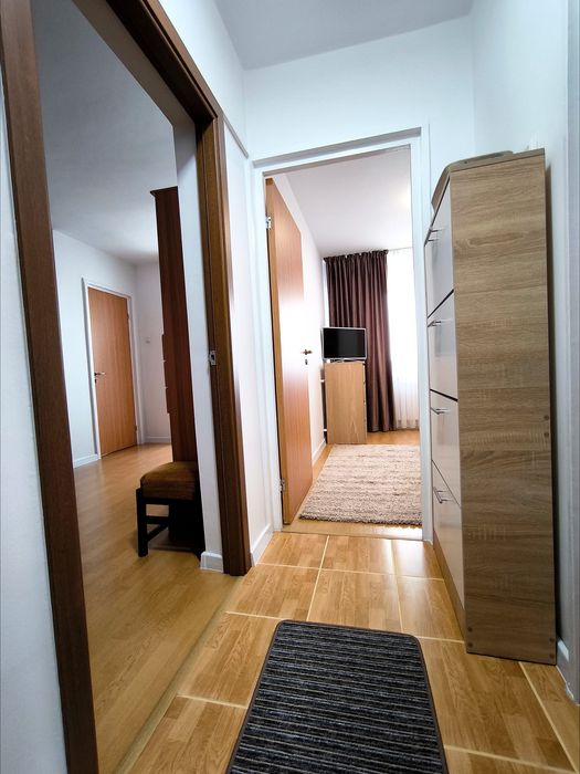 Apartament 2 cam. Apărătorii Patriei, direct proprietar