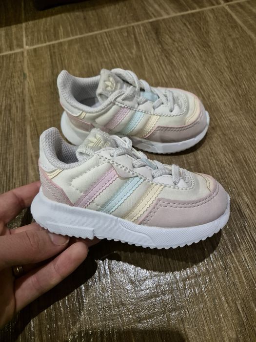 Детски обувки Adidas
