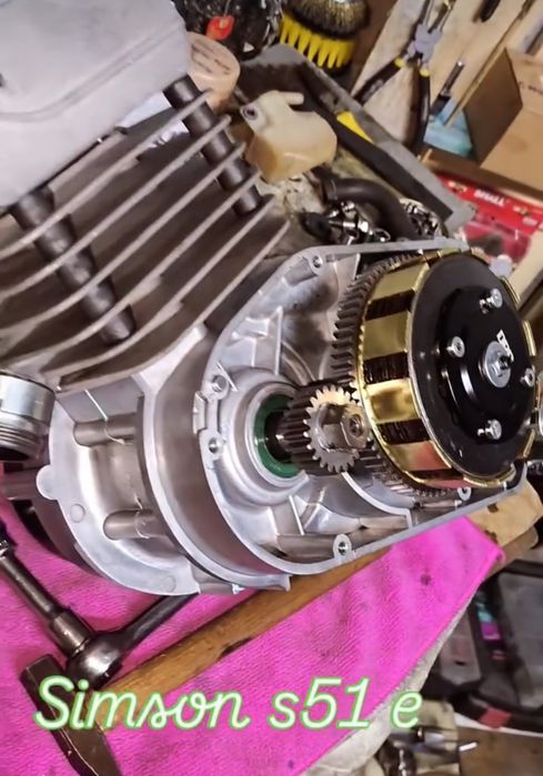 Ремонт и реставрация на Симсон, прахово боядисване