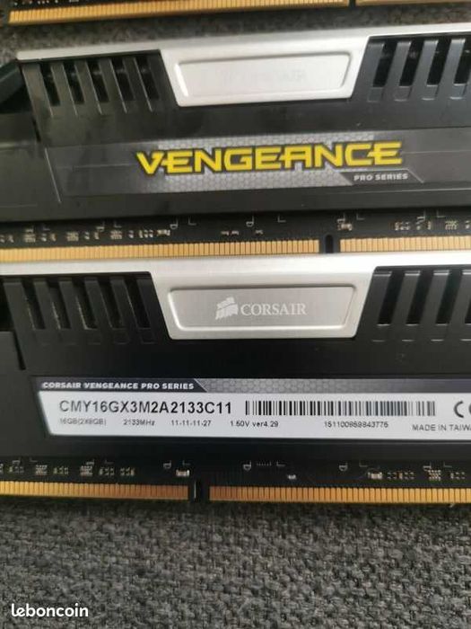 Memorie RAM Corsair Vengeance 2x8GB (16GB Total)