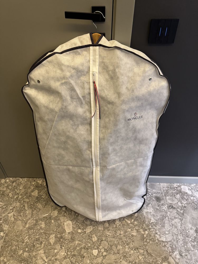 Оригинално Яке Moncler