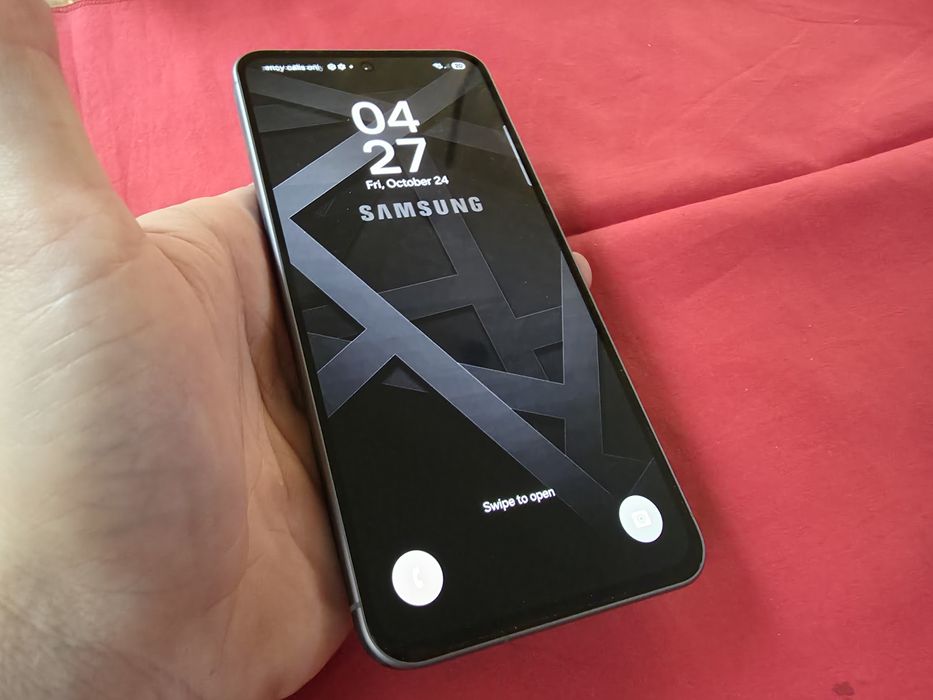 -Samsung A56, Negru, 256Gb, 8Ram, doar telefonul, ireprosabil, stare p
