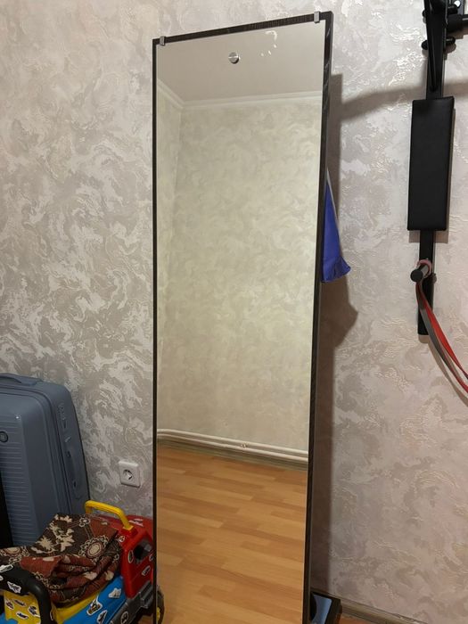 Продам зеркало срочно