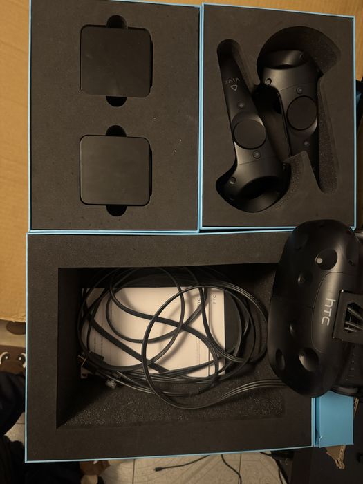 VR HTC Vive, очила за виртуална реалност