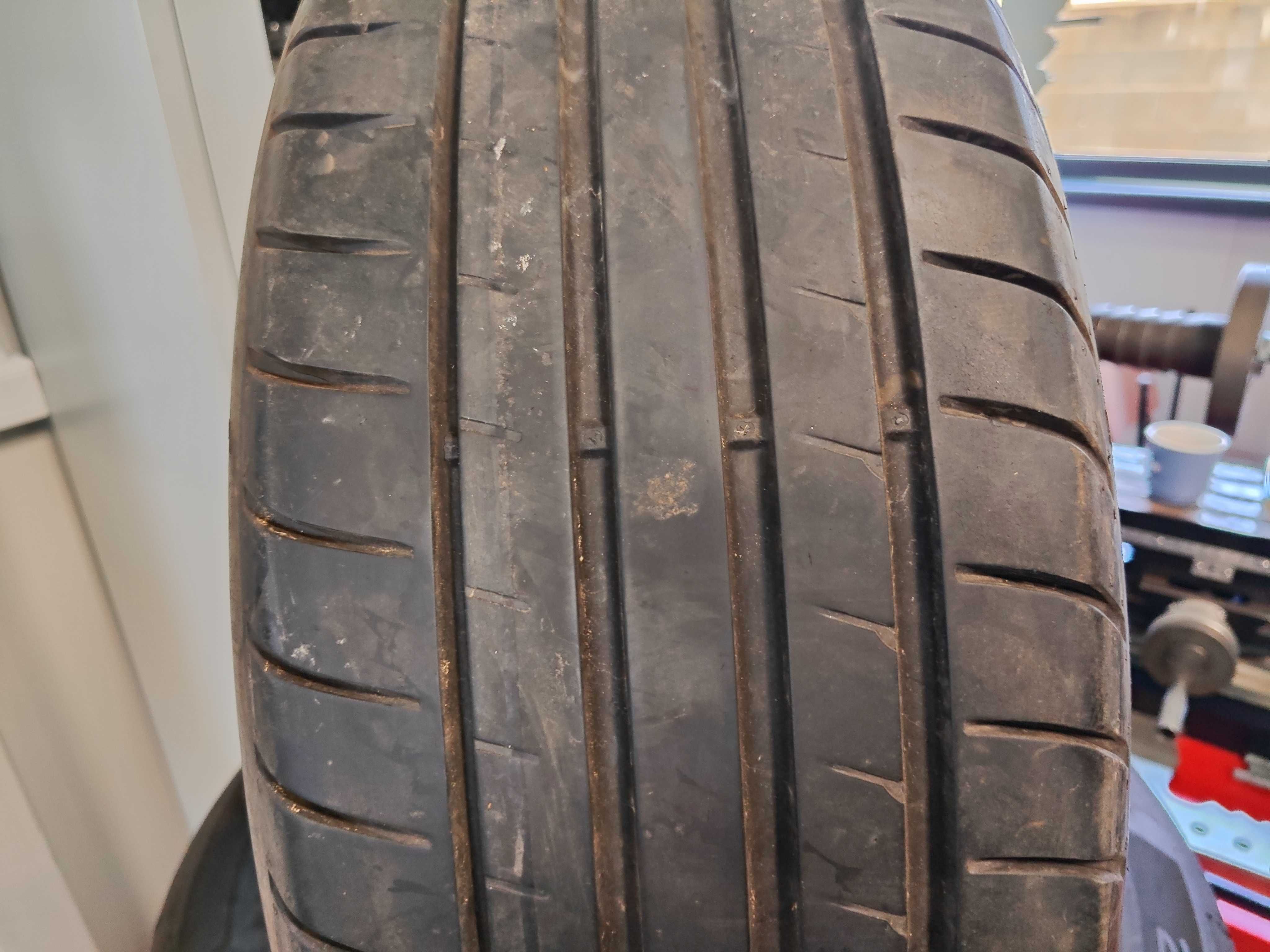 2бр.летни гуми 225/55/17 Goodyear