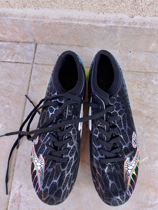 Vând ghete de fotbal Joma, mărimea 39