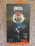 Lanterna petzl nao+