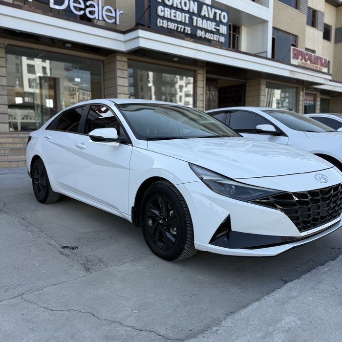Hyndai Elantra Сотилади