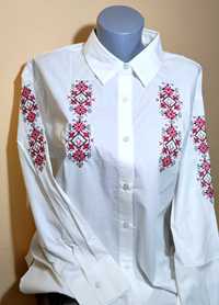 бродирана дамска риза с българска шевица