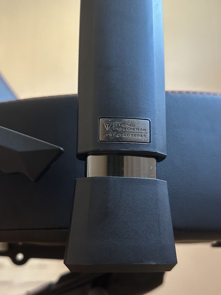 Secretlab Titan 2020 gaming chair
