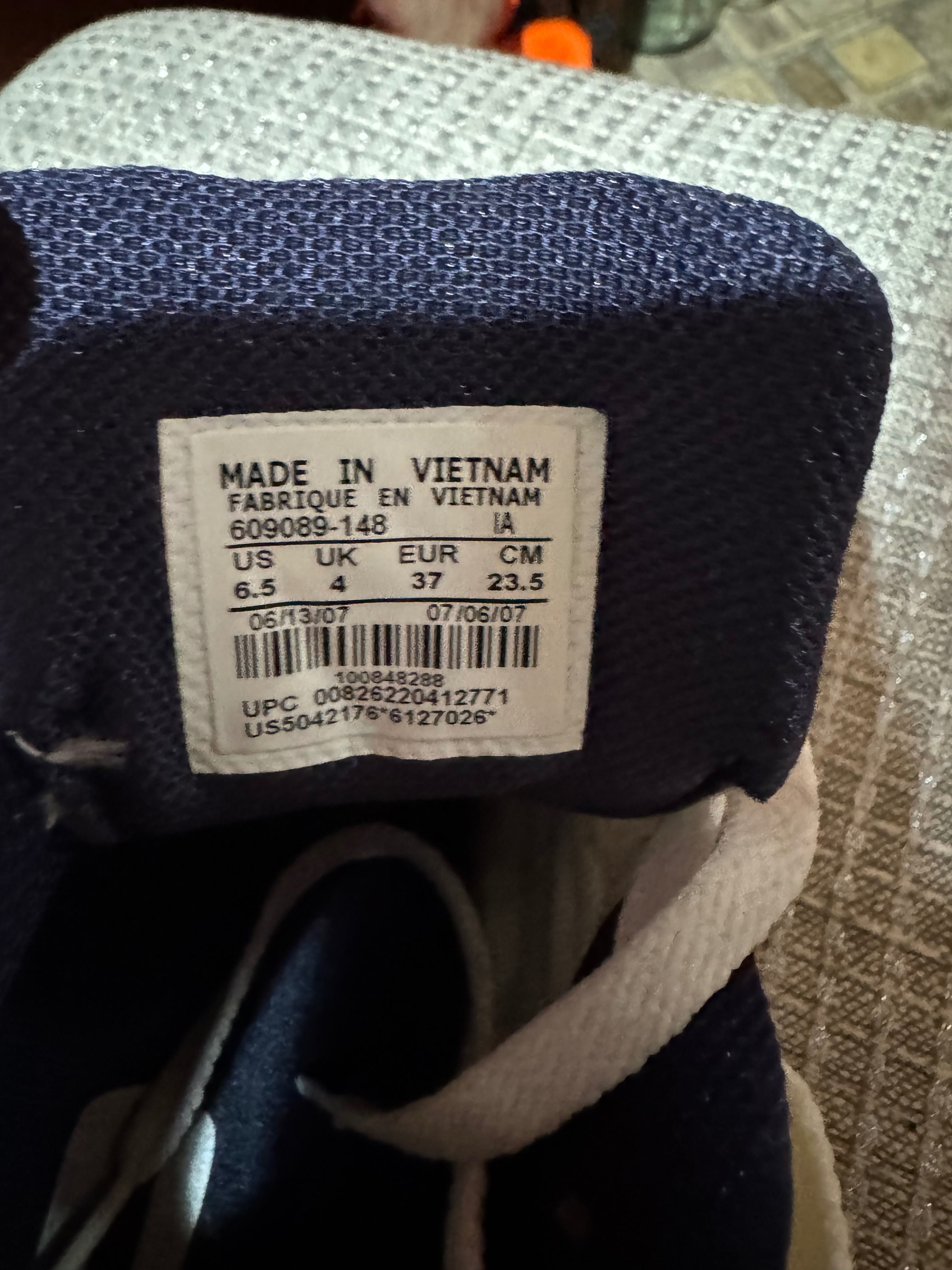 Маратонки Nike 37 номер