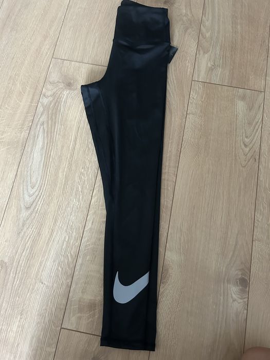 Дамски стягащ клин Nike