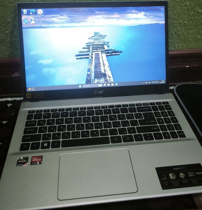 Acer aspire 3 Ryzen 7 5700u 16/512
