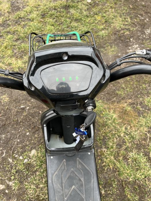 Scuter Electric de vănzare 2050Lei