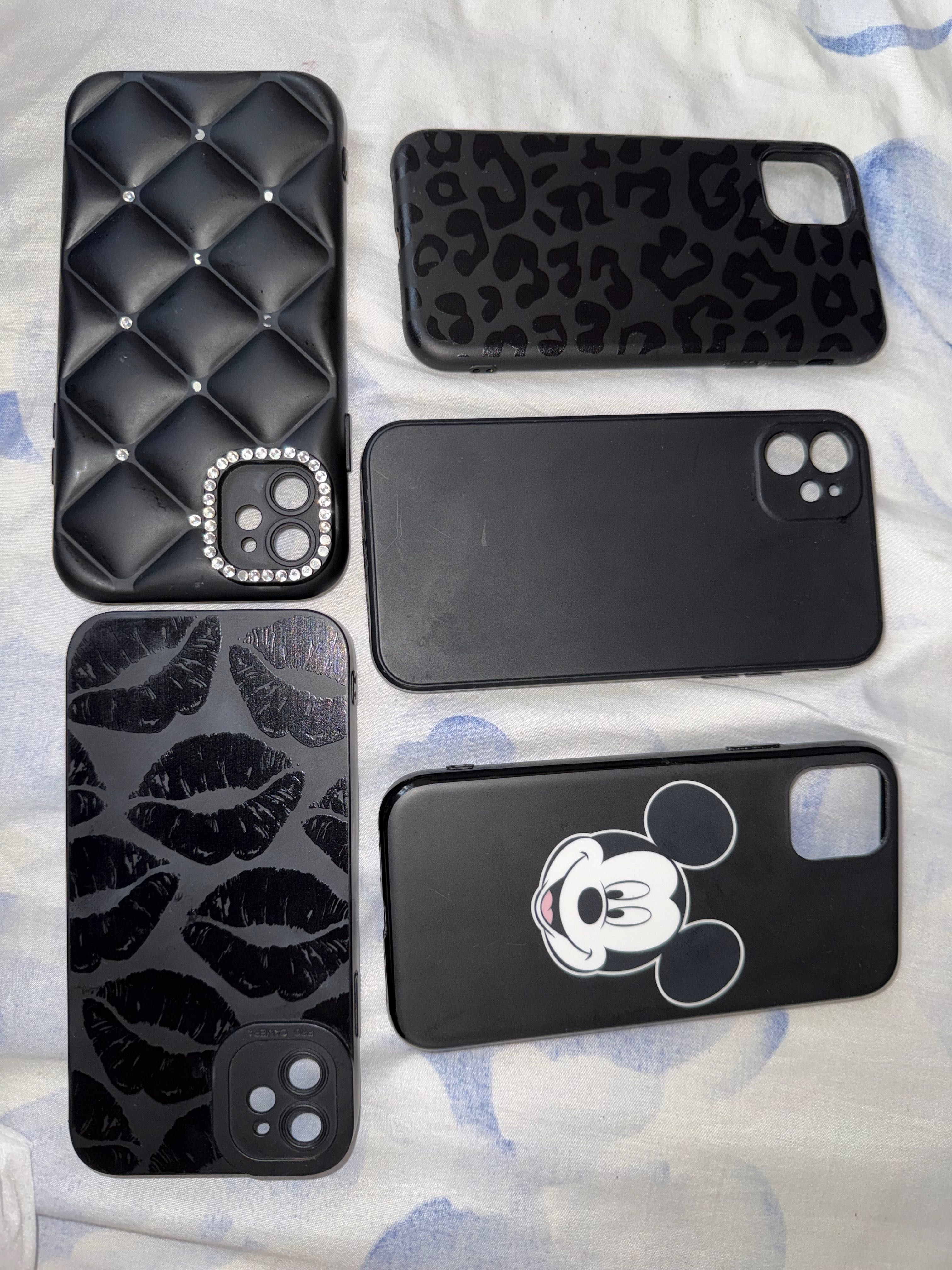 iPhone 11 Black 64GB + зарядно + 5 кейса
