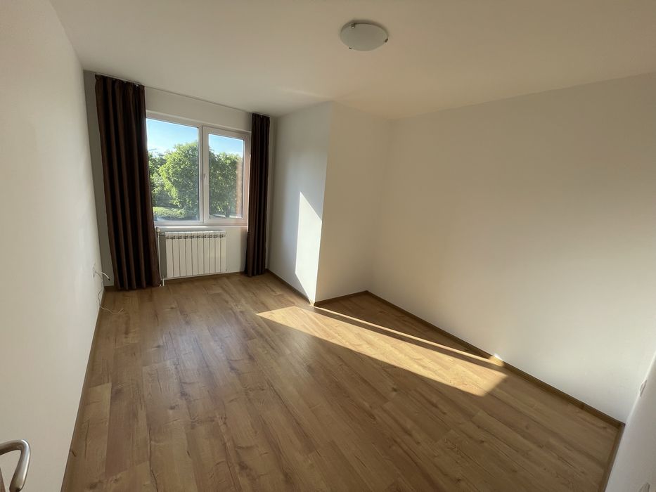 Дава се под наем Четиристаен апартамент в София, Лозенец - 130 кв.м за 759.9 € - Снимка #5