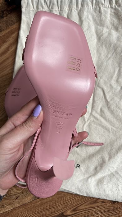 Високи обувки / сандали By Far