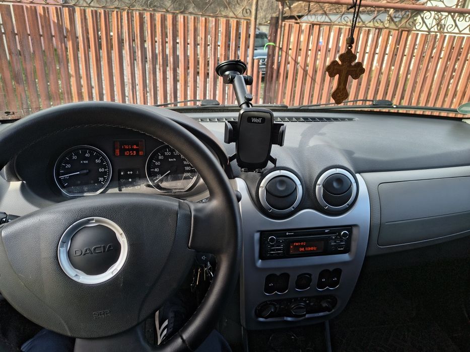 Logan MCV GPL 2012 1.6 mpi