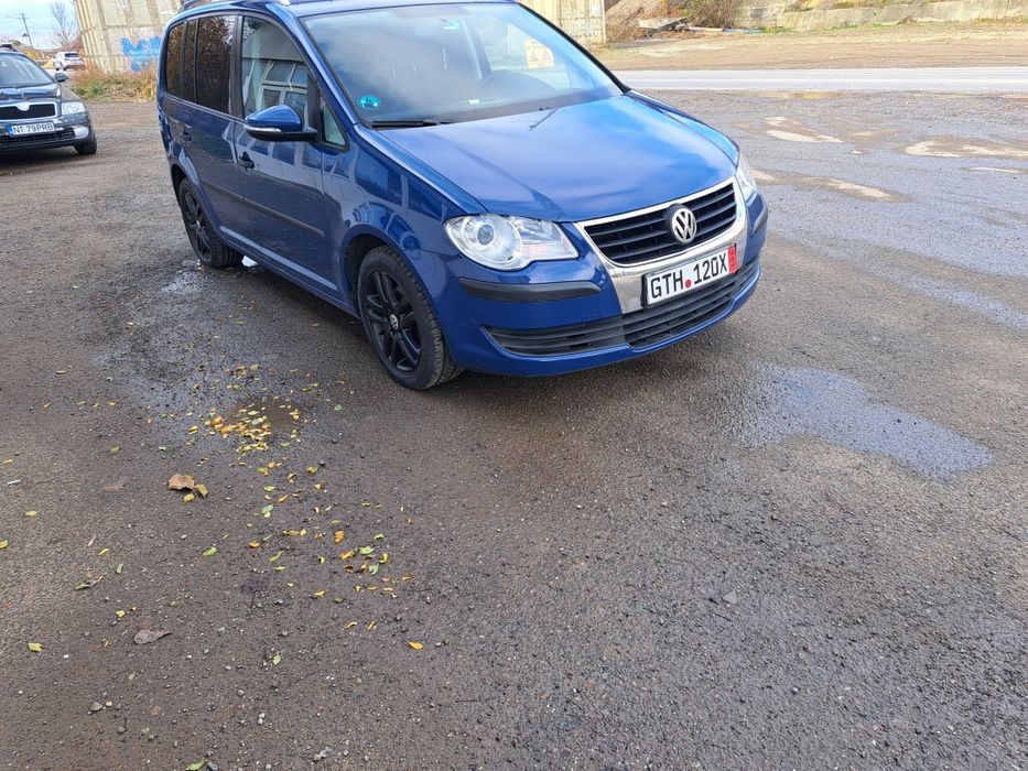 Vw touran 1.9 tdi 7 locuri  2010