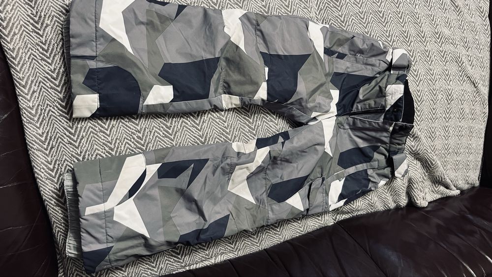 Детски ски екип Colmar 5-6 год 124-136 см