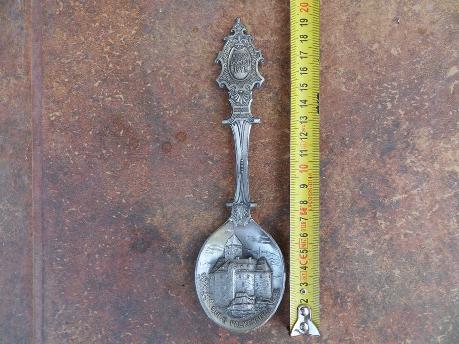 Lingura de argint sau nichel basorelief castelul Falkenberg