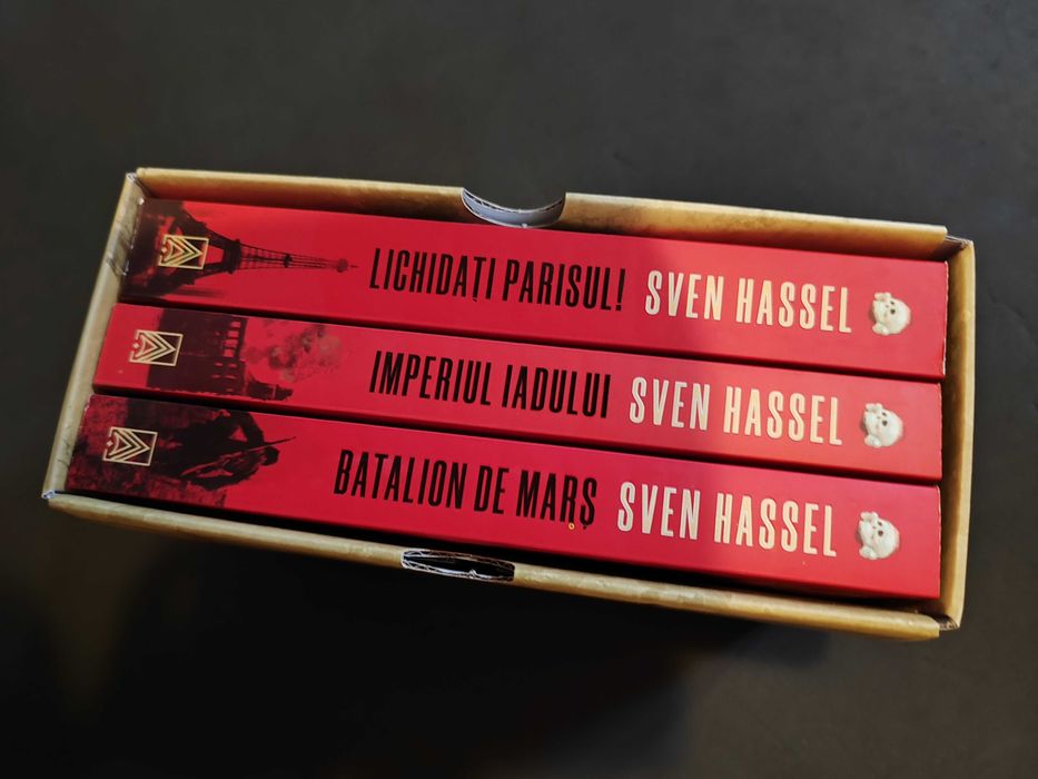 Carti de razboi - Sven Hassel - seria completa plus 2 afise mari