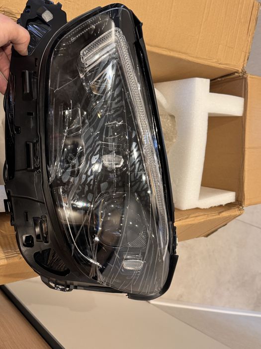 Mercedes Benz E Class W213 Фарове