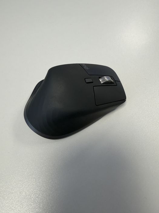 Vând mouse Logitech Performance MX 3