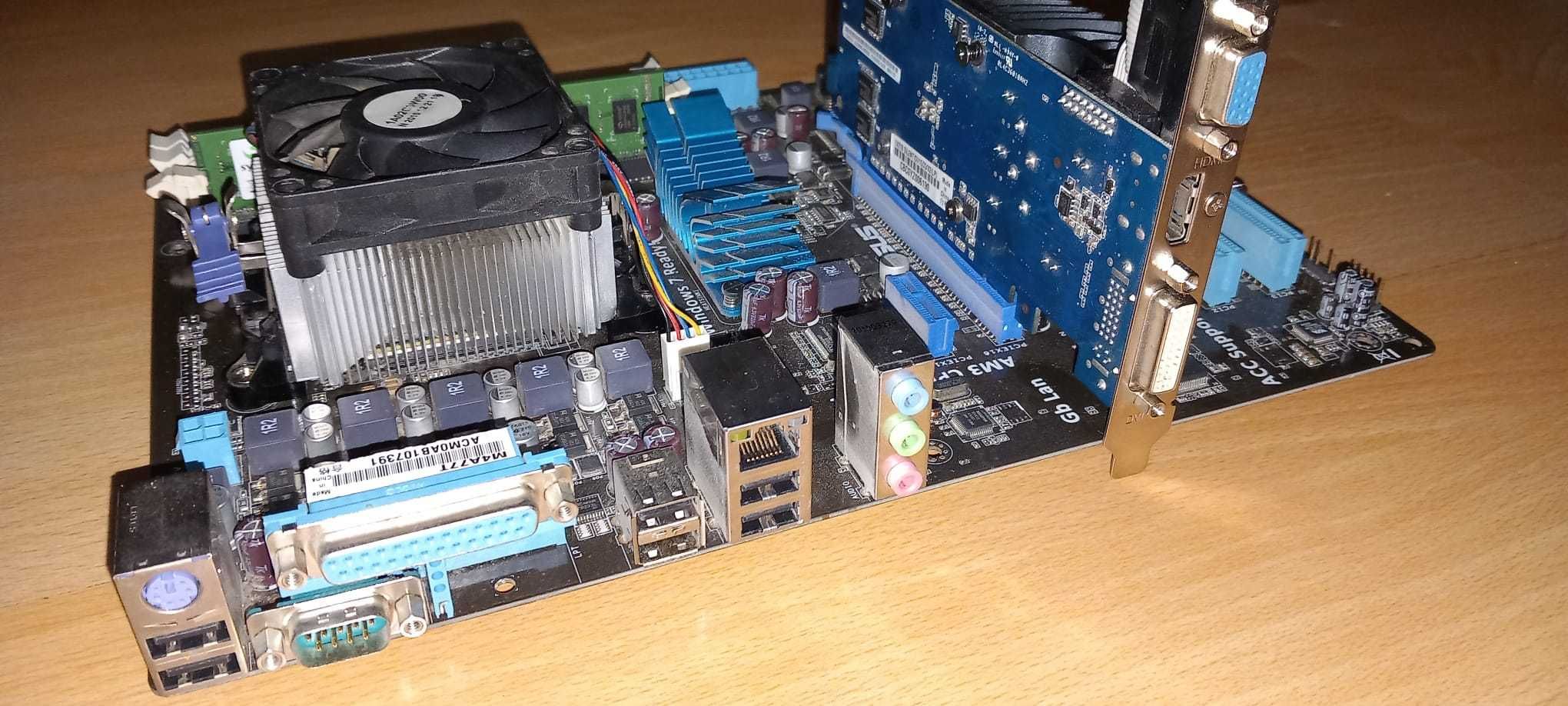 Kit performant, MB AM3/Phenom II X4 840, 3.2GHz/4 Gb ddr3/GT 210 1Gb