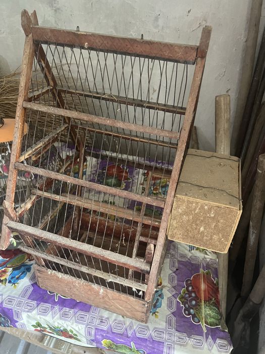 Qush Qafaslari Sotiladi Narxini Kelishamiz