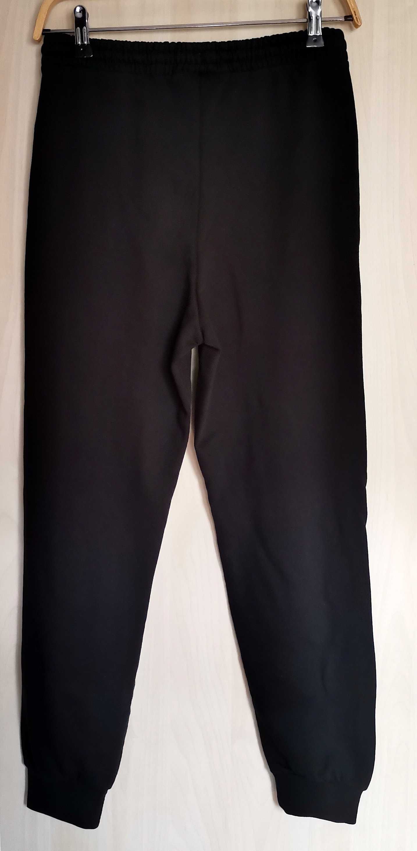 Pantaloni trening baieti ZARA marimea 164 pt 13-14  noi cu eticheta