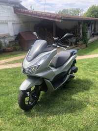 Honda PCX 125 Scuter