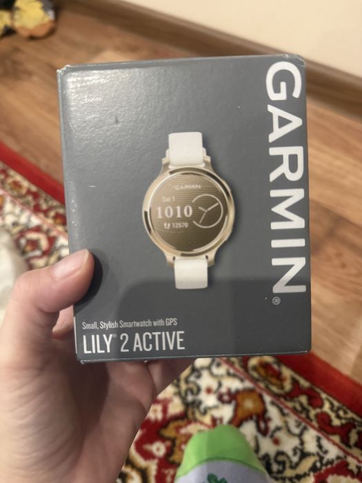 Часовник Garmin Lily 2 active