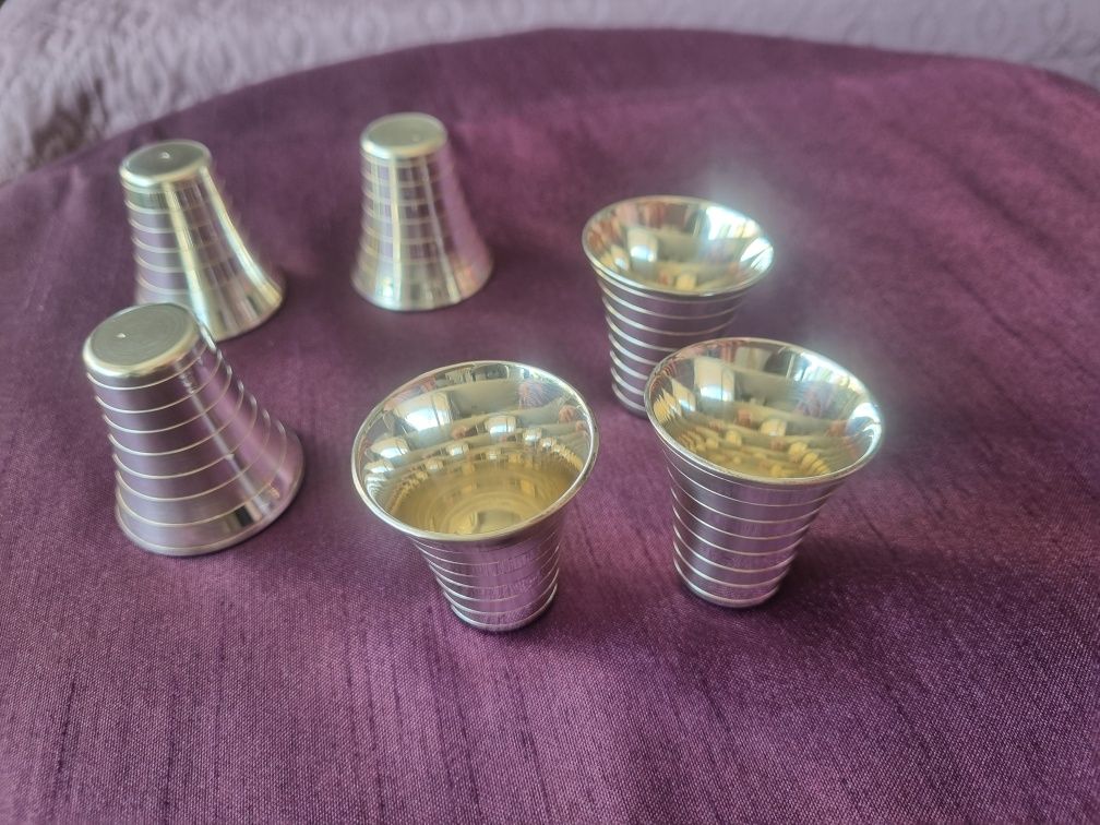 Set 6 pahare argintate shoots cu tavă , antichități