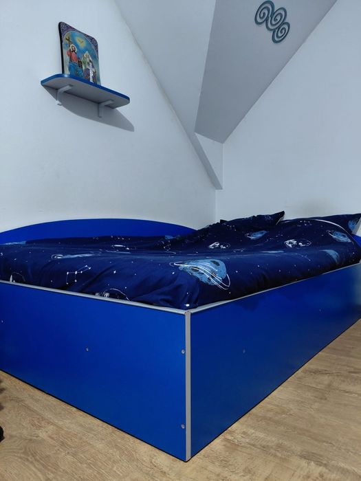 Mobilă tineret de vânzare