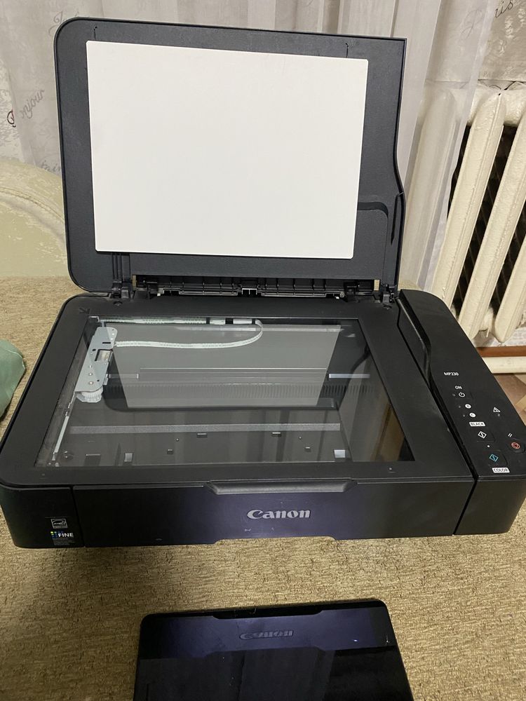 Принтен canon pixma mp230