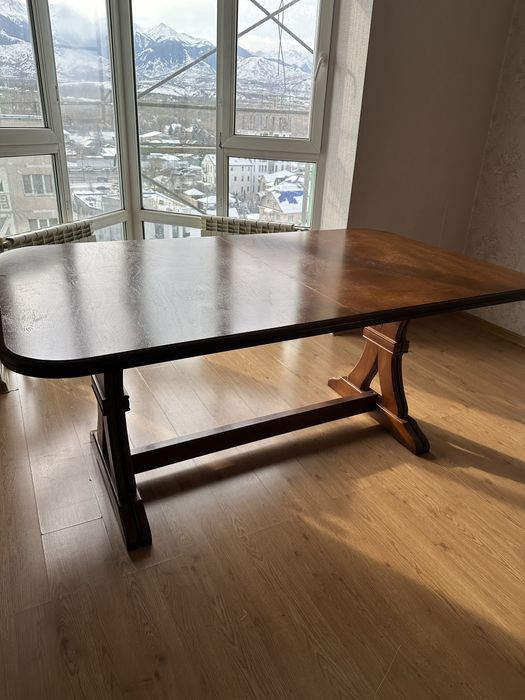 Стол в гостиную раскладной