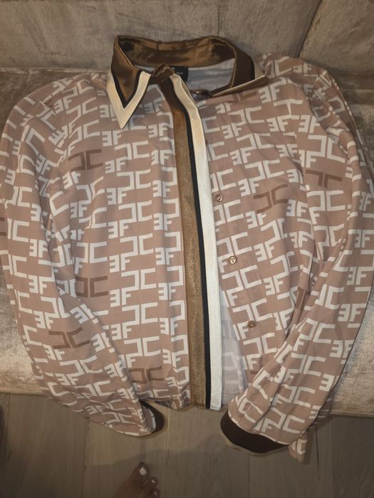 Риза Elisabetta franchi